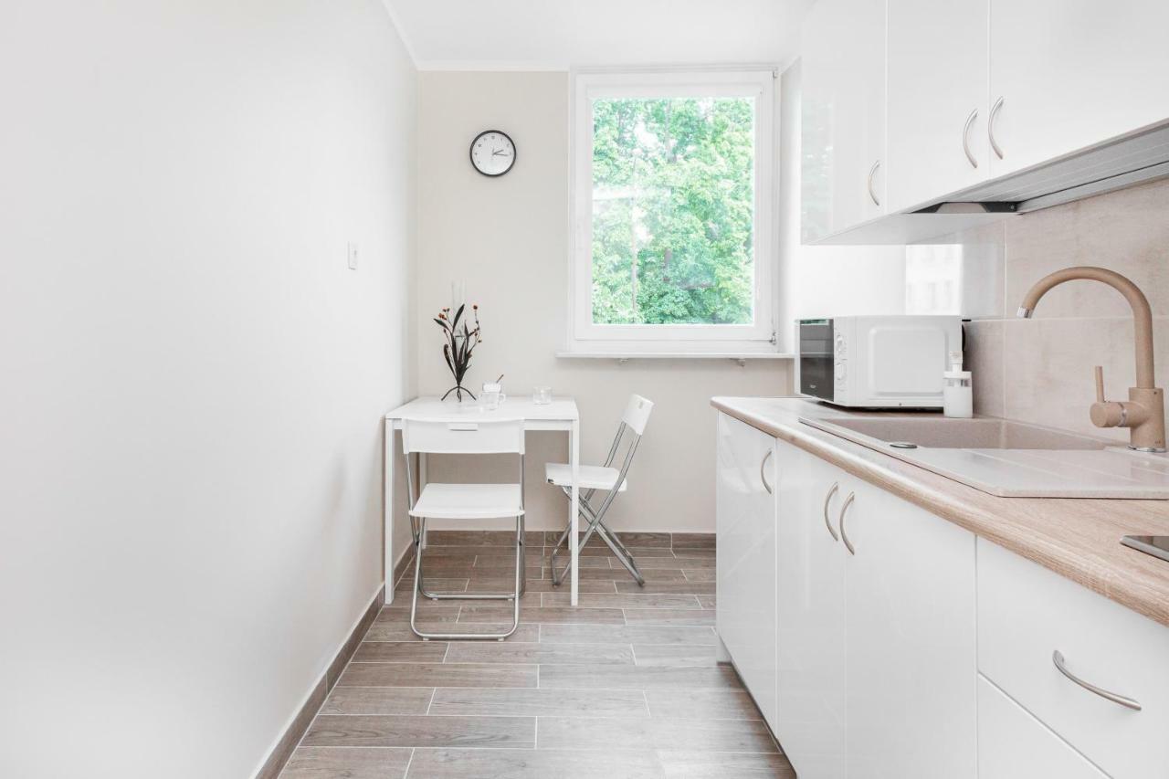 Apartments Warsaw Solidarnosci By Renters Екстер'єр фото