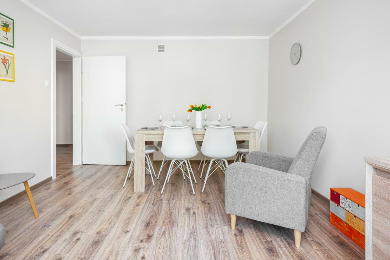 Apartments Warsaw Solidarnosci By Renters Екстер'єр фото