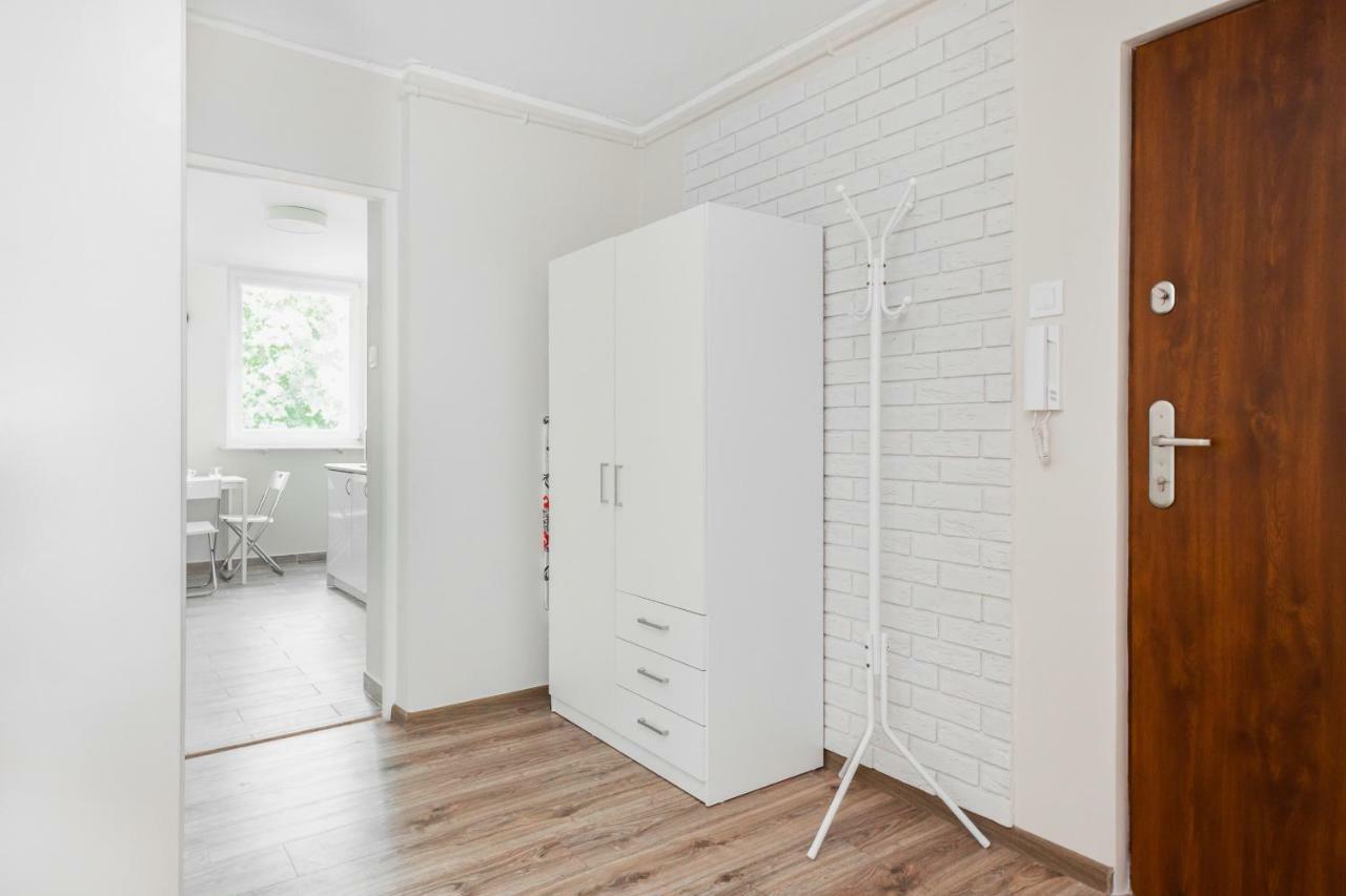 Apartments Warsaw Solidarnosci By Renters Екстер'єр фото